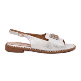 S.Barski Elegantní dámské sandály s plochým podpatkem s ozdobou S. Barski KV51-082 stříbrný S.Barski Elegantní dámské sandály s plochým podpatkem s ozdobou S. Barski KV51-082 stříbrný