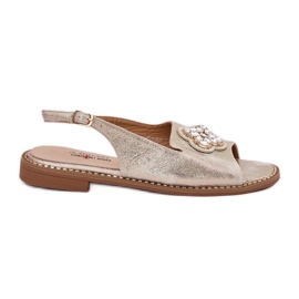 S.Barski Dámské sandály s plochým podpatkem s dekorativním detailem S. Barski KV51-080 PLN zlatý S.Barski Dámské sandály s plochým podpatkem s dekorativním detailem S. Barski KV51-080 PLN zlatý