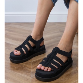 Černé sandály gladiátoru na platformě černá