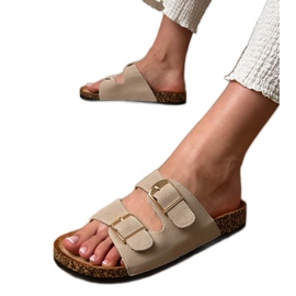 Béžové klapky se svorkami na korku béžový