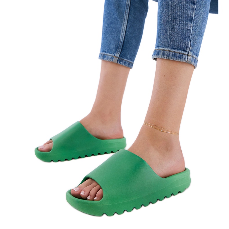 Green Dámské gumové žabky zelená