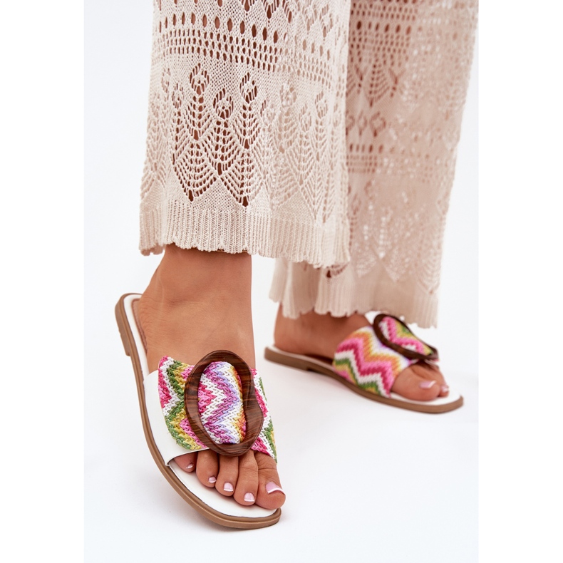 Ploché dámské žabky s ozdobnou bílou přezkou bílý Ploché dámské žabky s ozdobnou bílou přezkou bílý