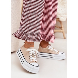 Dámské tenisky na platformě se zlatými kolíky béžové béžový Dámské tenisky na platformě se zlatými kolíky béžové béžový