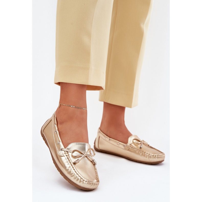 Dámské ekologické kožené zlaté mokasíny s lukem zlatý