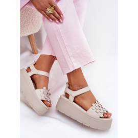 Dámské kožené sandály na platformě Chebello 4701 Beige béžový Dámské kožené sandály na platformě Chebello 4701 Beige béžový