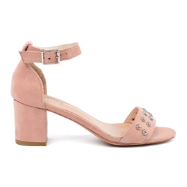 Seastar Sandály na příspěvku s cvočky