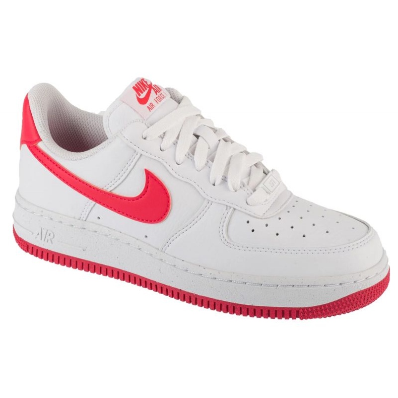 Nike Air Force 1 07 Další přírodní boty v DC9486-102 bílý