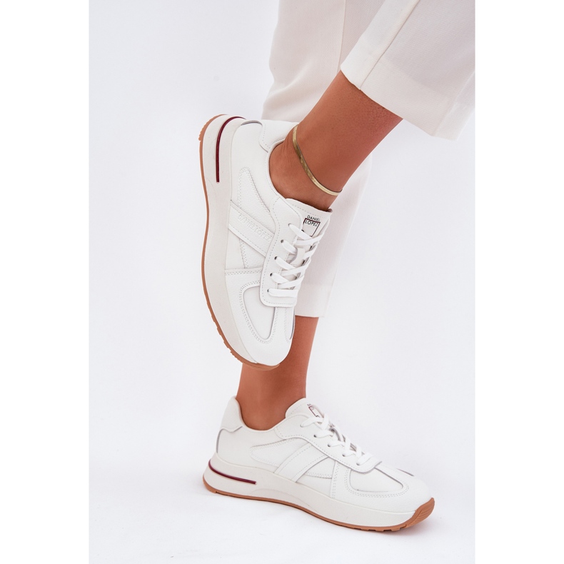 Big Star Dámské kožené sportovní boty Sneakers Velká hvězda od Daniel Lopez SS2D4042 WHITE bílý Big Star Dámské kožené sportovní boty Sneakers Velká hvězda od Daniel Lopez SS2D4042 WHITE bílý