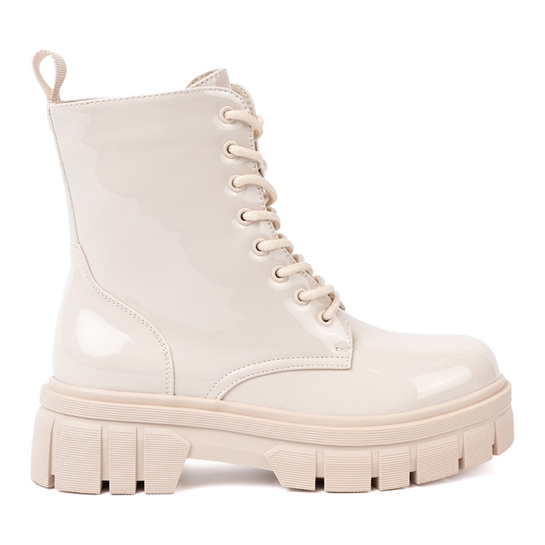 Shelvt Stylové světlo -lakované pracovníci