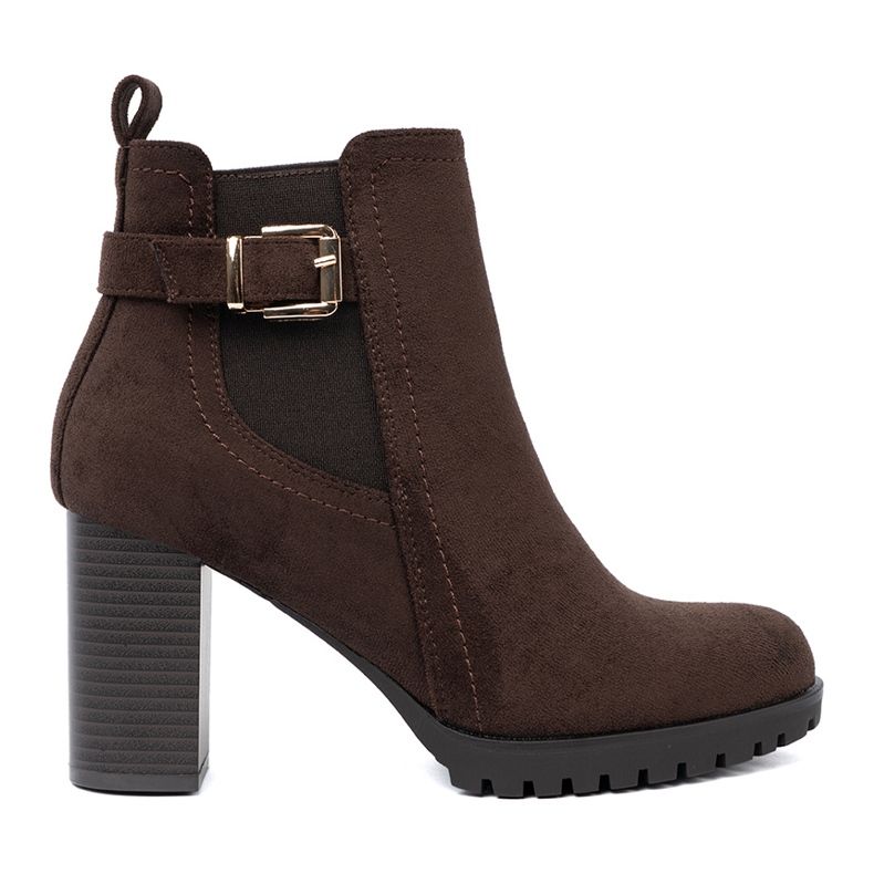 Shelvt Tmavě hnědé boty na sloupku s ozdobnou svorkou