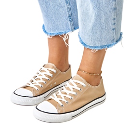 Brown Classic Women's Zurhat Sneakers hnědý