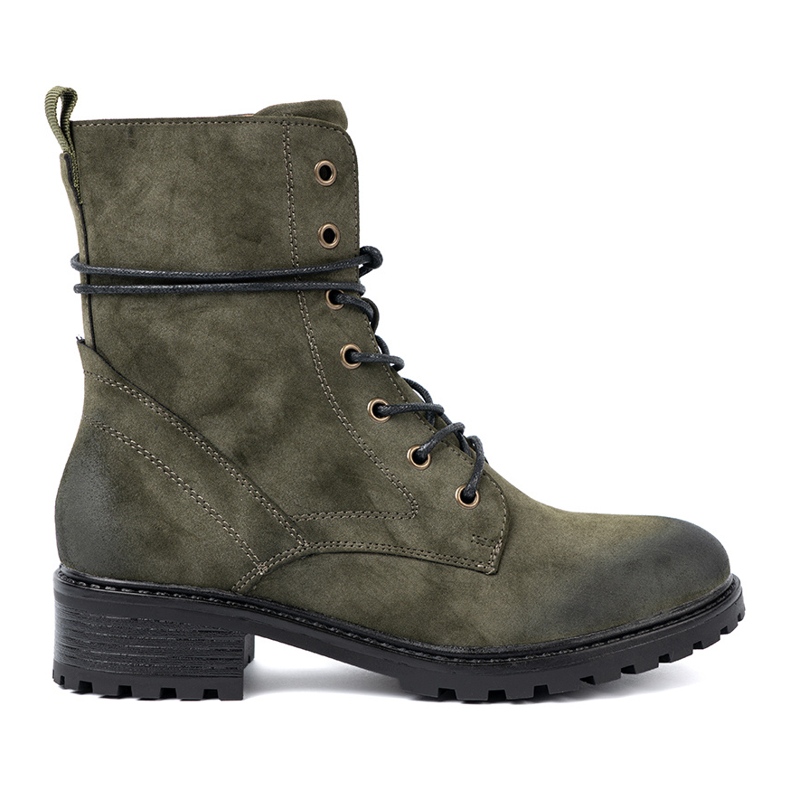 Shelvt Tmavě zelené přichycené pracovníci s nízkým paty