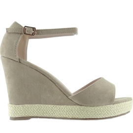 Sandály na klínku, plátěný provaz Meruňka hnědý