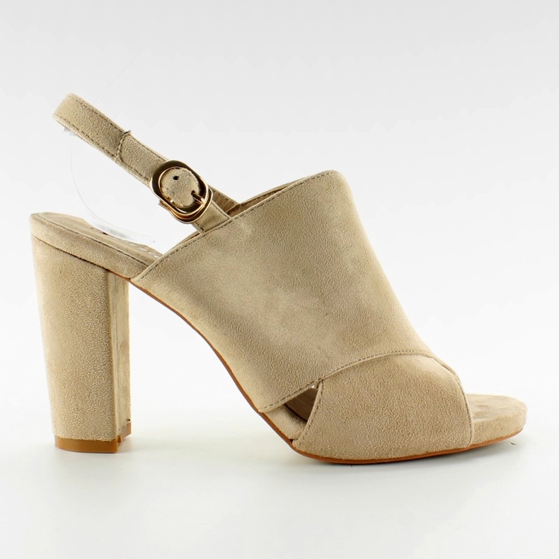 M227P Béžové sandály se širokým podpatkem béžový