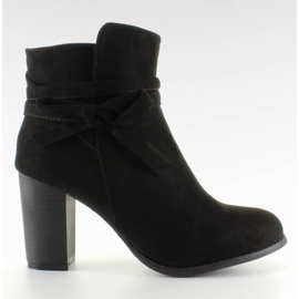 Černé vysoké podpatky s mašlí černý