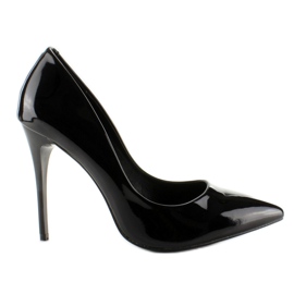 Hladké lakované cvočky E396 Black černý