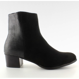 Štíhlé boty se širokými podpatky černé černý