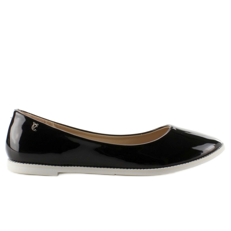 1151 Černé hladké lakované baleríny černá