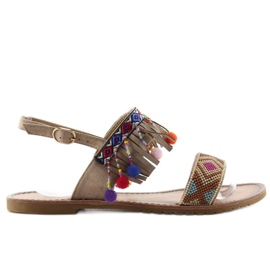 Nádherné sandály s bambulí CL60 béžové béžový