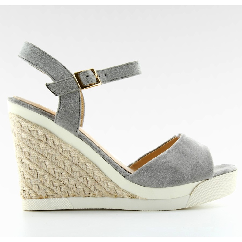 Šedé sandály na klínové patě šedá