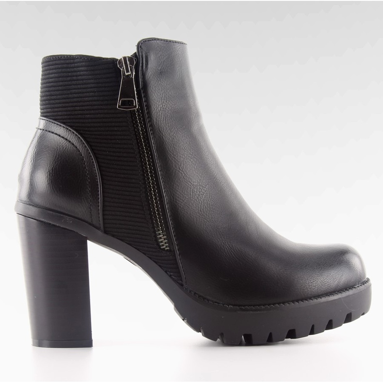 Kozačky na vysokém podpatku dd35p černé černá Kozačky na vysokém podpatku dd35p černé černá