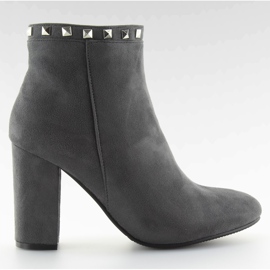 Šedé a šedé kozačky na vysokém podpatku s cvočky šedá
