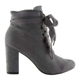 Šedé šněrovací kozačky na vysokém podpatku Bs083 šedá