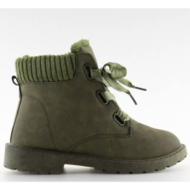 Zelené verdeoscuro zateplené turistické boty zelený