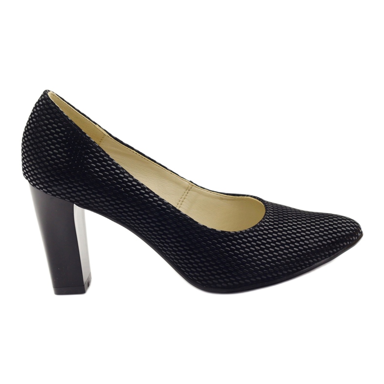 Černá čerpadla na liště 138 Černá čerpadla na liště 138