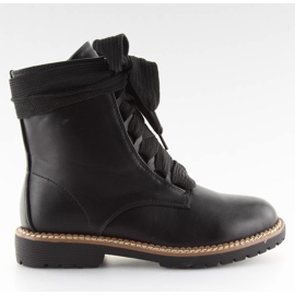 Černé šněrovací kozačky 8308 black černá