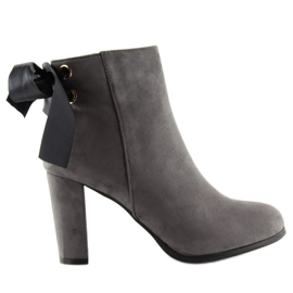 Šedé Boty Na Sloupek šedá A852 šedá Šedé Boty Na Sloupek šedá A852 šedá