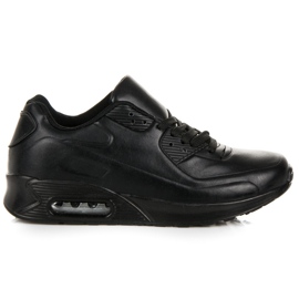 Černé sportovní boty černá