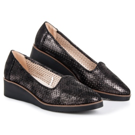 Vinceza Prolamovaní páni černá