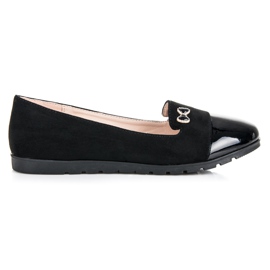 Vinceza Lordsy s lakovanou špičkou černý