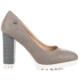 Vices Čerpadla na plošině šedá Vices Čerpadla na plošině šedá