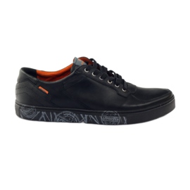 Černá sportovní obuv Badura 3361 pro muže