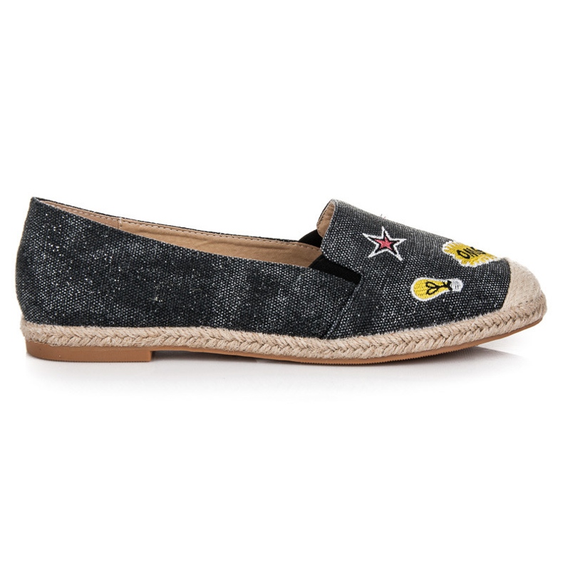 Bestelle Jarní espadrilky s nášivkami černá