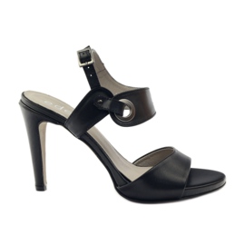 Kožené sandály na podpatku Edeo 3208 černá