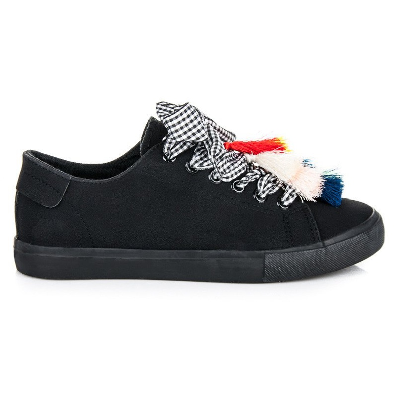 Ideal Shoes Černé tenisky s třásněmi černá