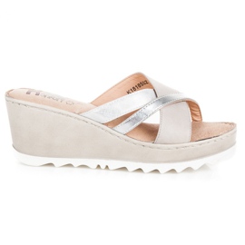 Kylie Pantofle na klínku hnědý šedá Kylie Pantofle na klínku hnědý šedá