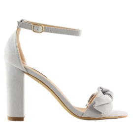 Šedé sandály na vysokém podpatku 118-11 šedá