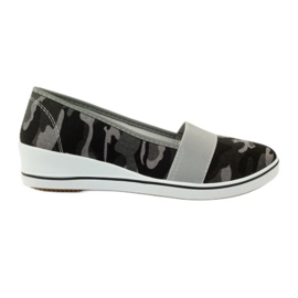 Camo tenisky na klínovém podpatku Mckey 182 zelená Camo tenisky na klínovém podpatku Mckey 182 zelená