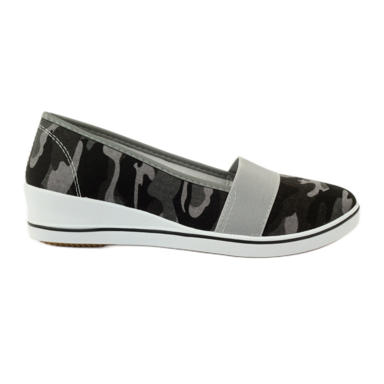 Camo tenisky na klínovém podpatku Mckey 182 zelená Camo tenisky na klínovém podpatku Mckey 182 zelená