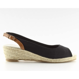 Černé espadrilky na nízkém klínovém podpatku černý