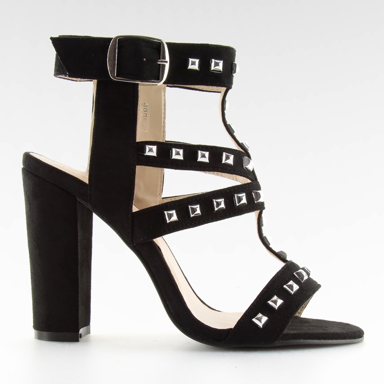 Černé sandály na cvoček s cvočky 9909-3 černá