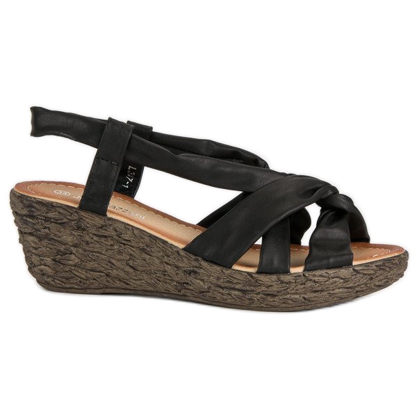 Nazouvací sandály na klínku černá