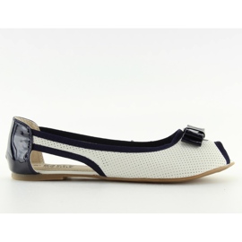 Bílé baleríny s otevřenou špičkou D314 WHITE / NAVY bílý Bílé baleríny s otevřenou špičkou D314 WHITE / NAVY bílý