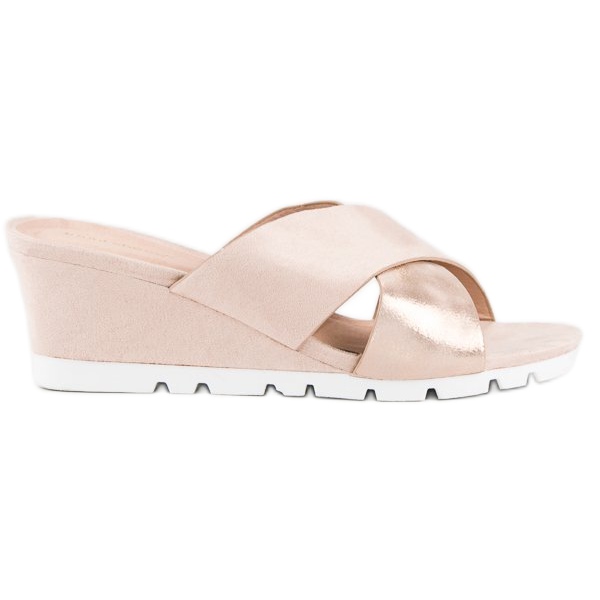 Ideal Shoes Růžové pantofle na klínku růžový