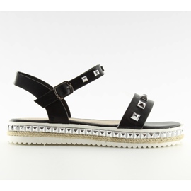 Černé sandály na cvočky 35-132 černé černá