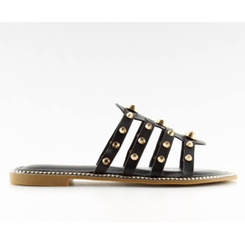 Černé pantofle s cvočky 99-41 Black černý